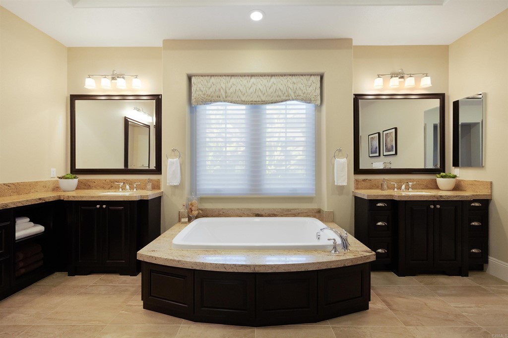 8911 Via Rancho Cielo Rancho Santa Fe, CA 92067 - Photo 19 of 50