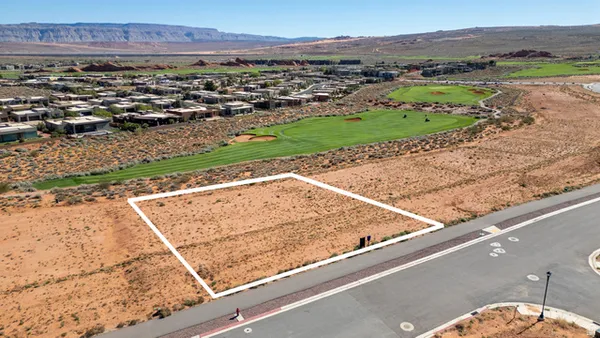 $599,000 | 3270 South Endless Trail, Unit 12, Hurricane, UT 84737