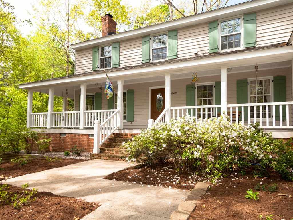 4909 Connell Drive Raleigh, NC 27612 - Photo 2 of 25 Photo 2