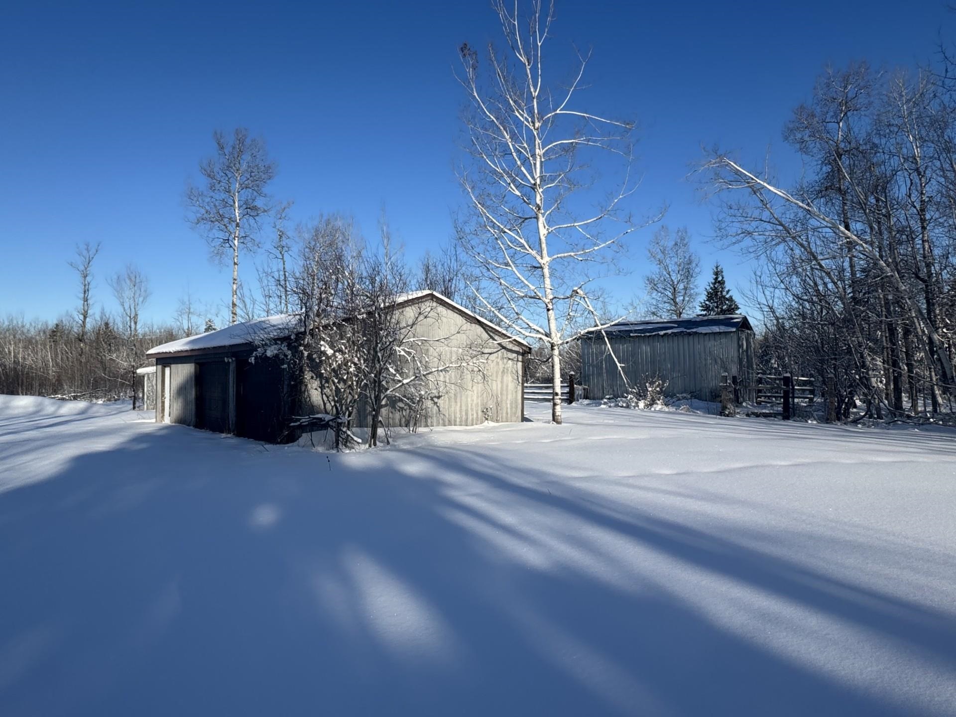 6475 South County Road West Foxboro, WI 54836 - Photo 2 of 7