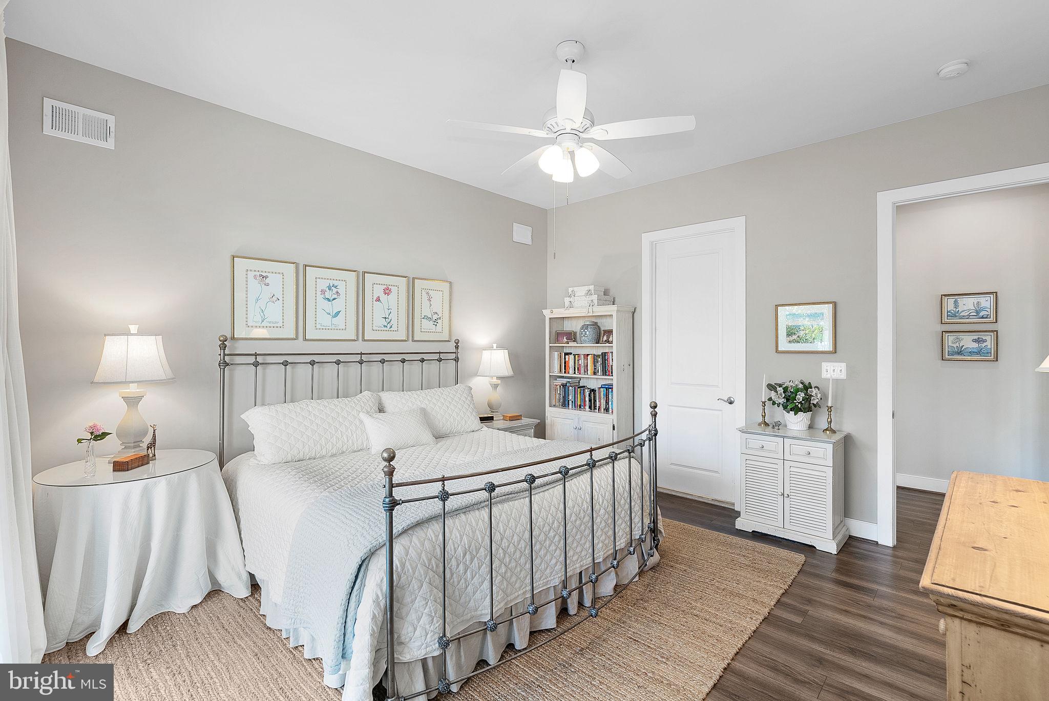 23656 September Sun Square Ashburn, VA 20148 - Photo 17 of 44