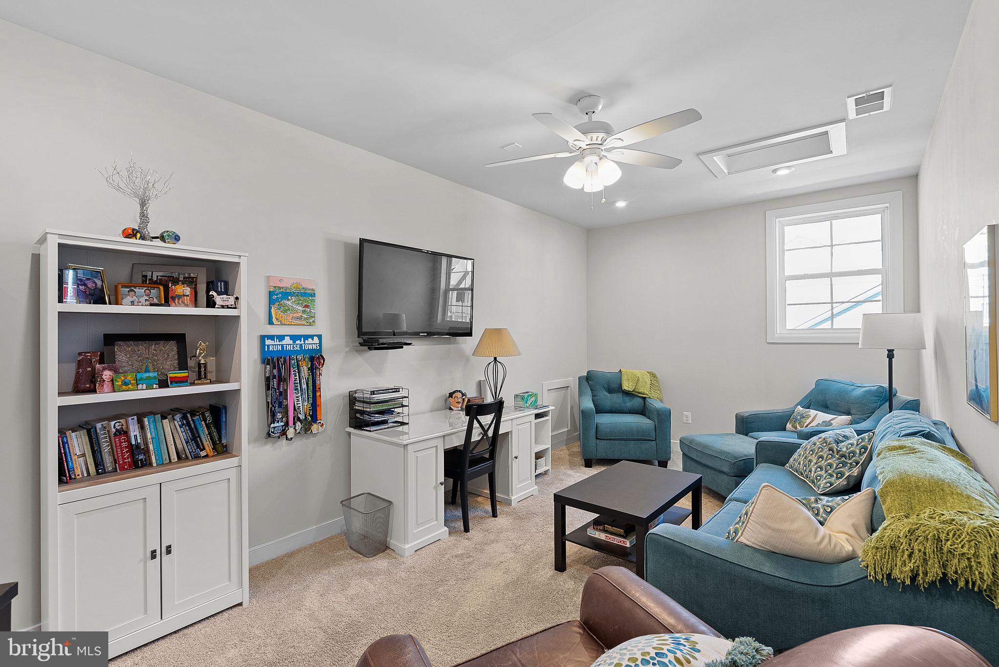 23656 September Sun Square Ashburn, VA 20148 - Photo 31 of 44