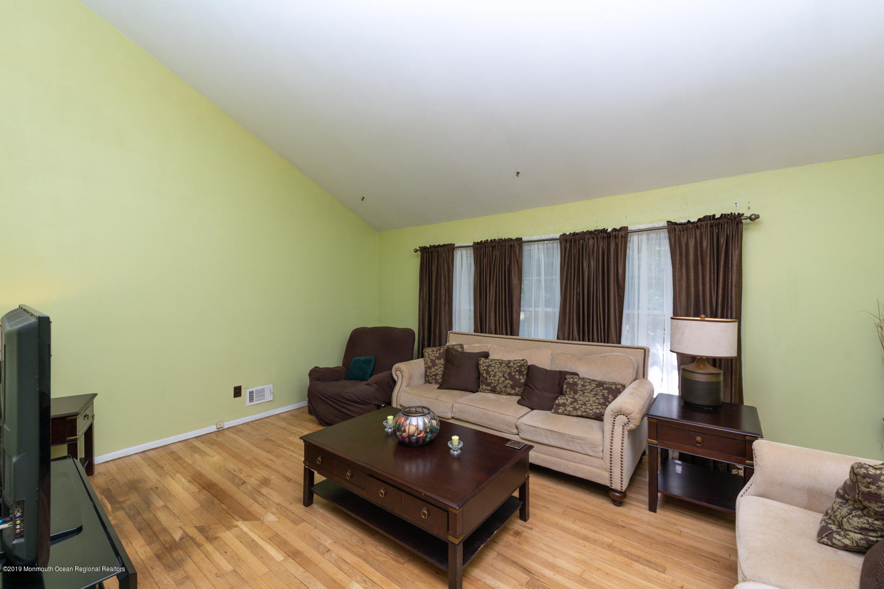 3 Pepperridge Road Howell, NJ 07731 - Photo 9 of 22 SP1_4079