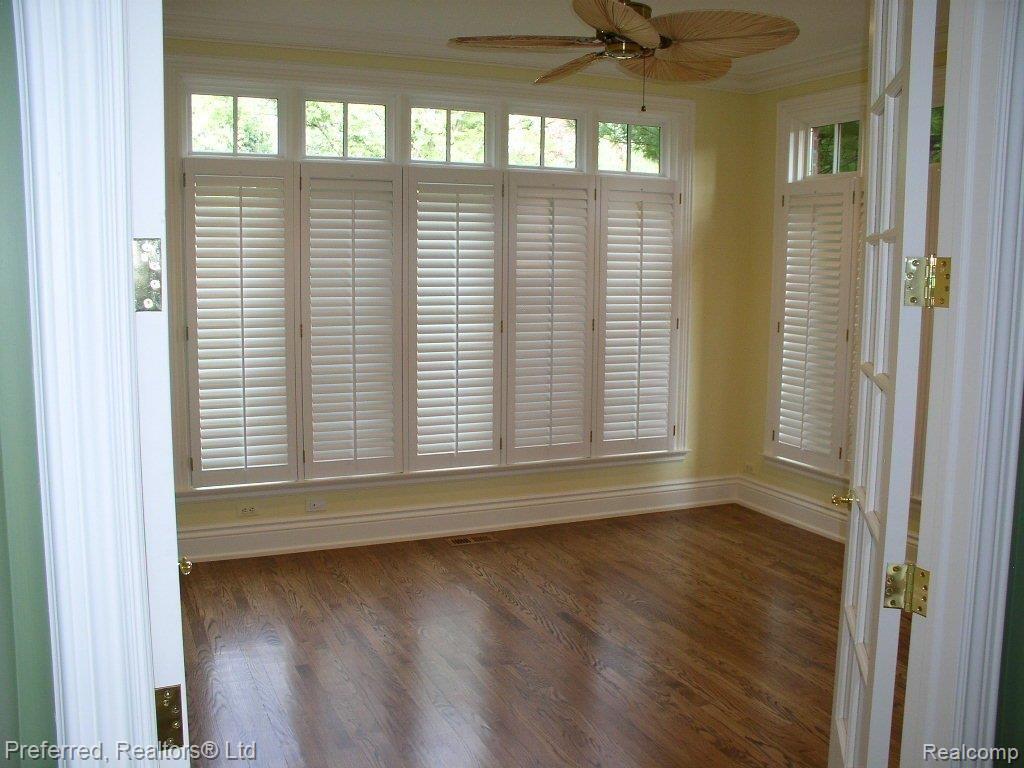 5425 Longmeadow Road Bloomfield Hills, MI 48304 - Photo 13 of 23 P1010054.JPG