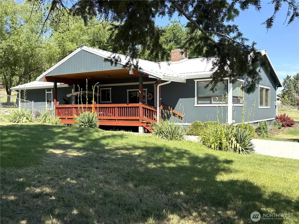 $525,000 | 301 North Main Street, Riverside, WA 98849