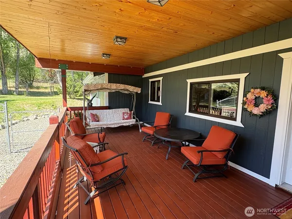 $525,000 | 301 North Main Street, Riverside, WA 98849