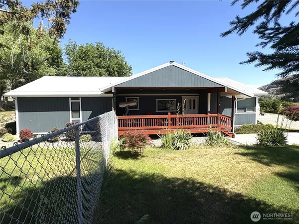 $525,000 | 301 North Main Street, Riverside, WA 98849