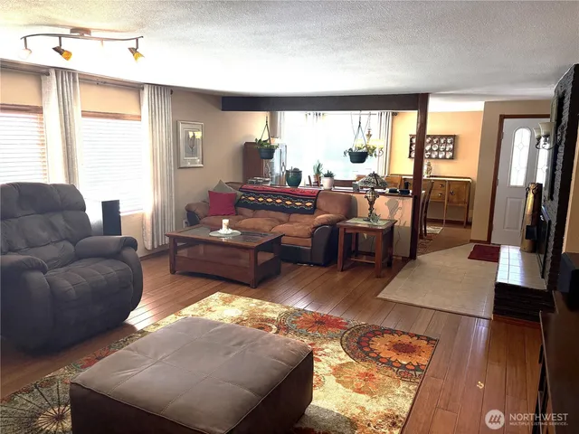 $525,000 | 301 North Main Street, Riverside, WA 98849