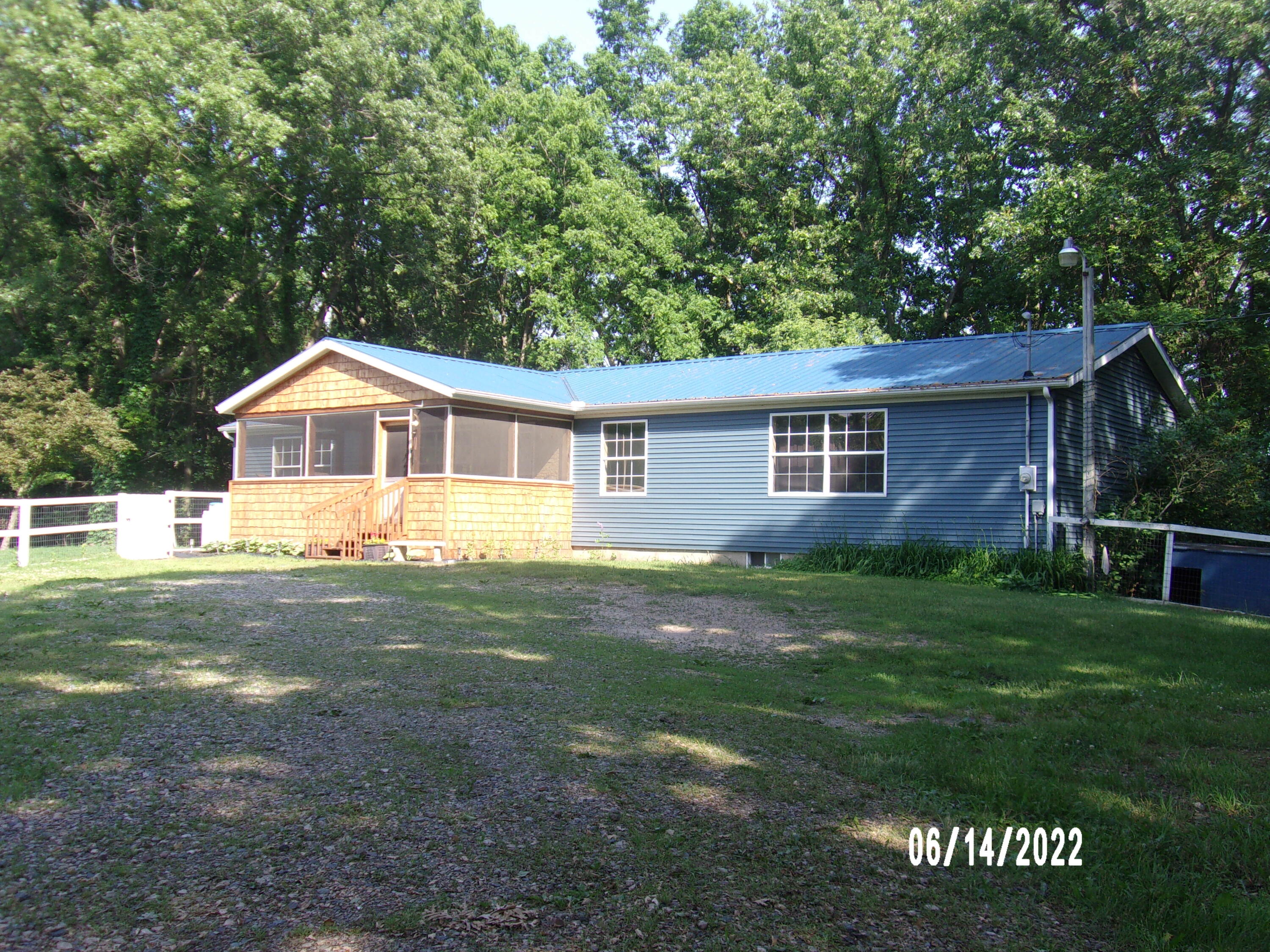 8939 Wertman Road Delton, MI 49046 - Photo 2 of 51 225_0580
