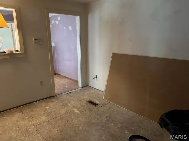 $159,900 | 1104 Hidden Valley Lakes, Annapolis, MO 63620