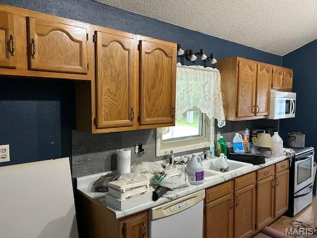 $159,900 | 1104 Hidden Valley Lakes, Annapolis, MO 63620