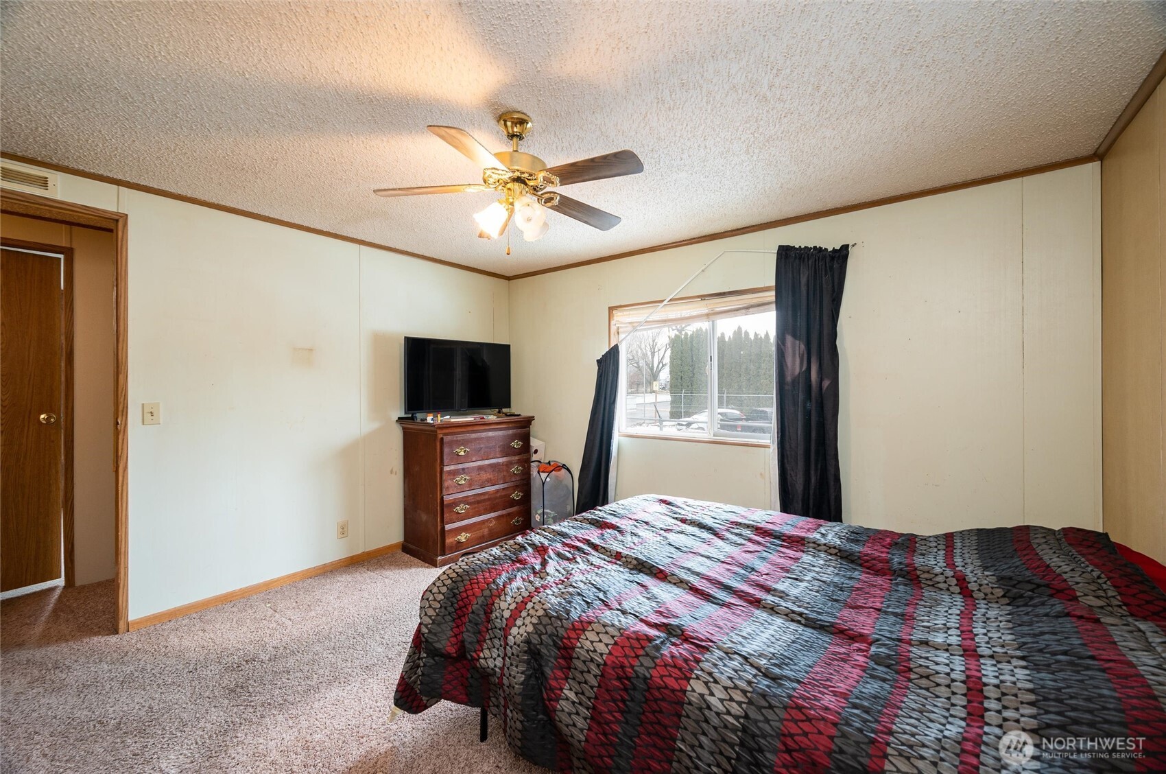 148 West Third Street Sumas, WA 98295 - Photo 7 of 18