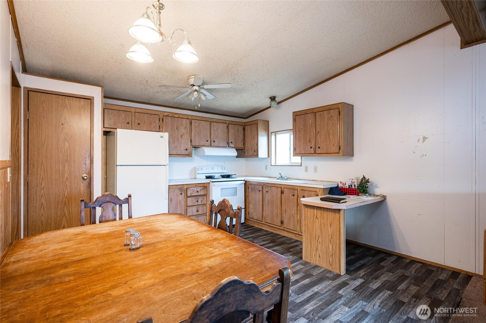 148 West Third Street Sumas, WA 98295 - Photo 10 of 18