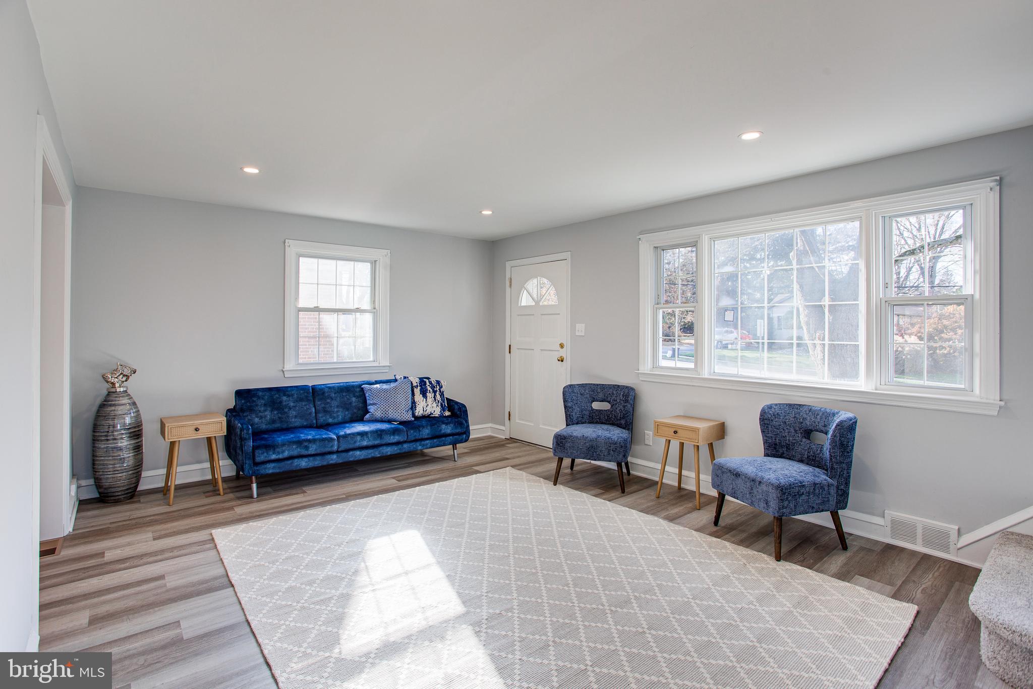 425 Saxer Avenue Springfield, PA 19064 - Photo 4 of 41 Gallery Image 4