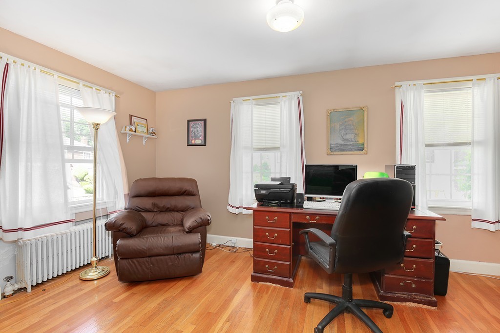 196 Lawrence Road Medford, MA 02155 - Photo 14 of 30 Gallery Image 14