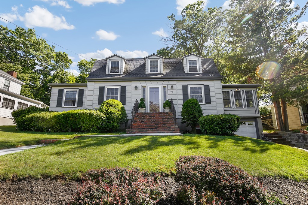 196 Lawrence Road Medford, MA 02155 - Photo 2 of 30 Gallery Image 2