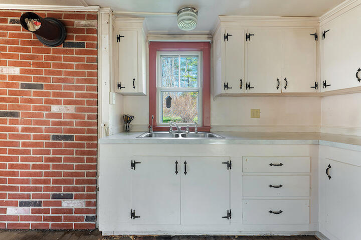 88 Boundary Road Standish, ME 04084 - Photo 10 of 54 88 Boundary Rd_113 web