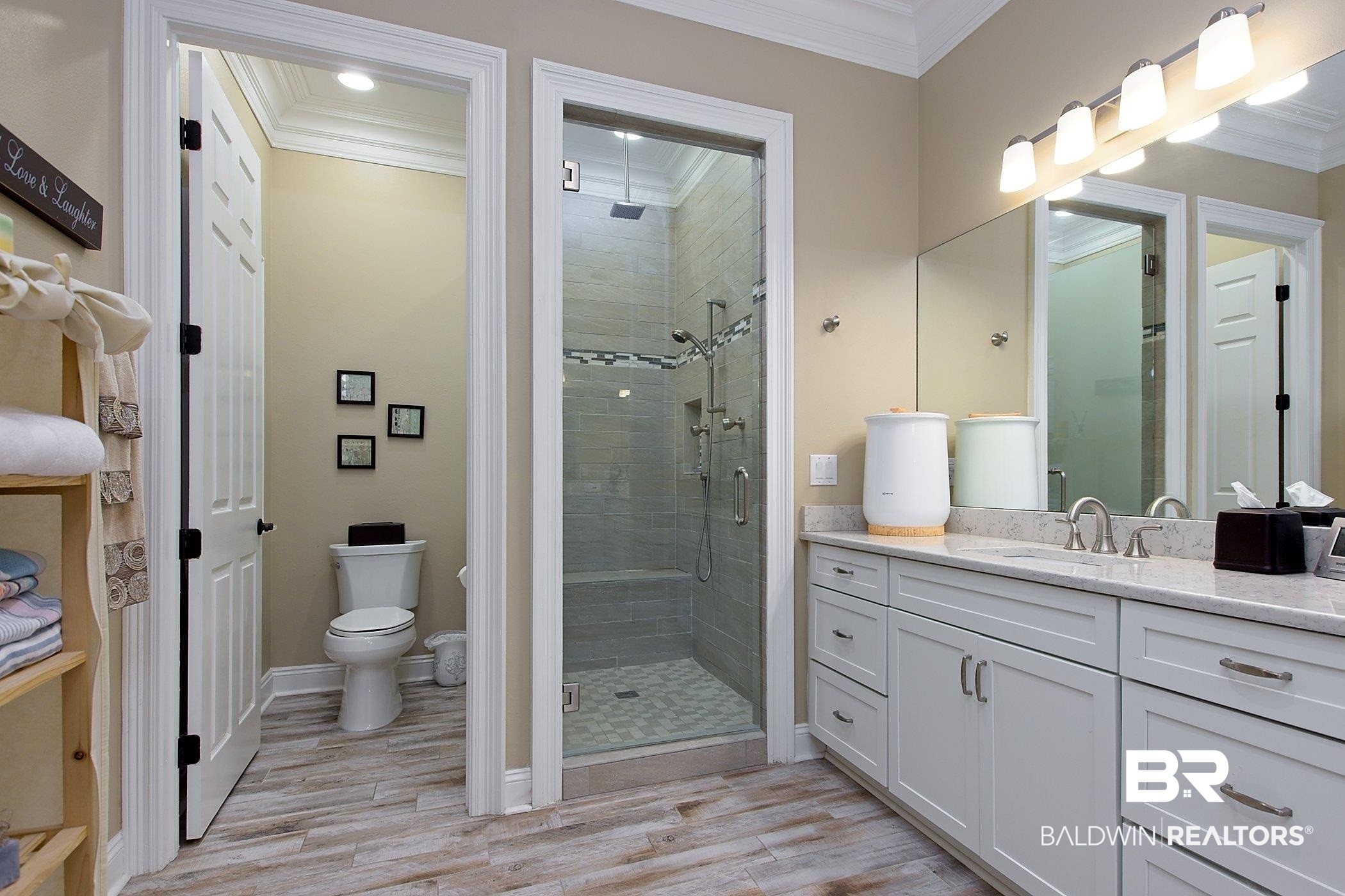 5409 Magnolia Circle Orange Beach, AL 36561 - Photo 19 of 49 Primary Bath