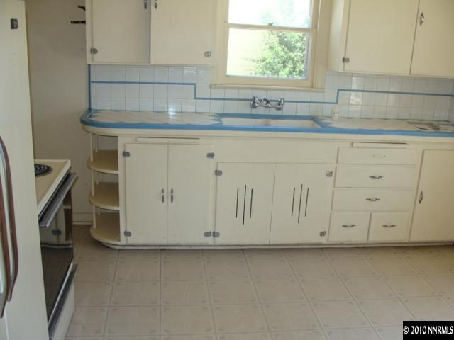 327 Colorado River Boulevard Reno, NV 89502 - Photo 3 of 6 Photo 3