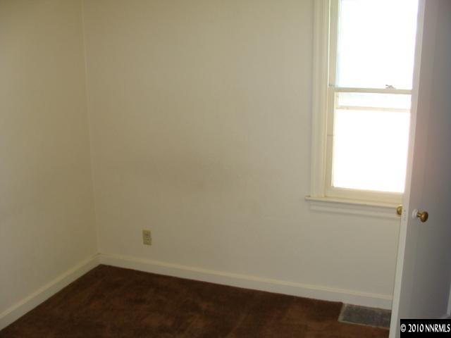 327 Colorado River Boulevard Reno, NV 89502 - Photo 4 of 6 Photo 4