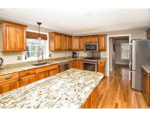 5 Ruth Circle Haverhill, MA 01832 - Photo 10 of 24 Gallery Image 10