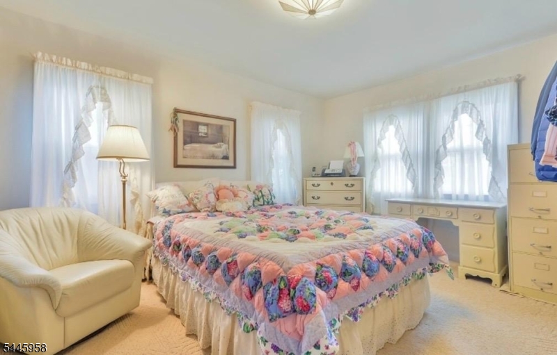 899 Green Pond Road Rockaway, NJ 07866 - Photo 5 of 18
