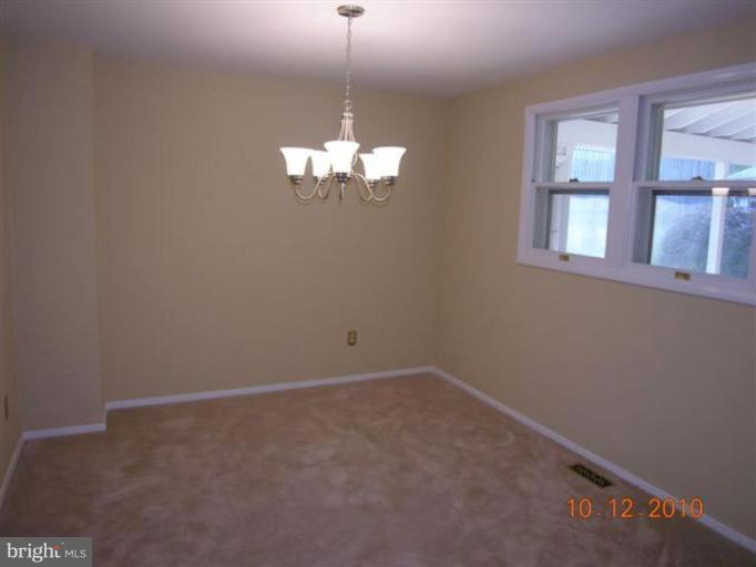 3905 Klausmier Road Nottingham, MD 21236 - Photo 4 of 20 Dining Room