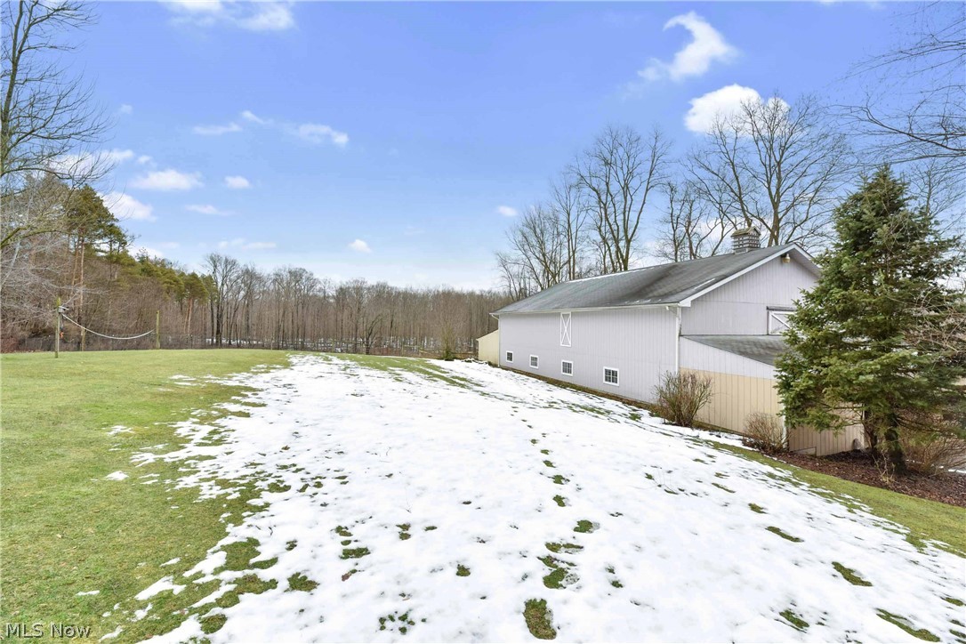 13999 Aquilla Road Burton, OH 44021 - Photo 5 of 35