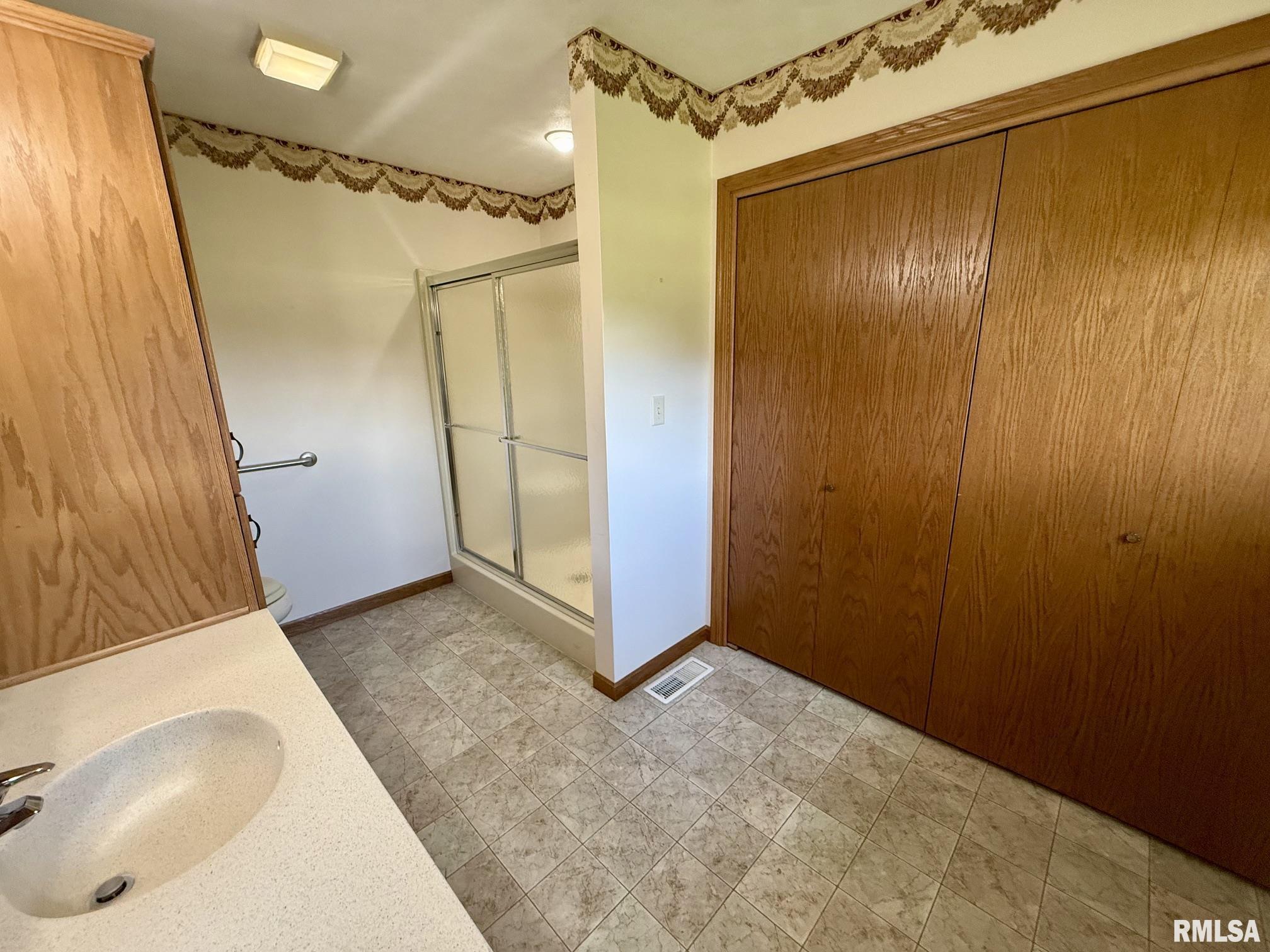 24822 Brookwood Hills Road Athens, IL 62613 - Photo 20 of 58