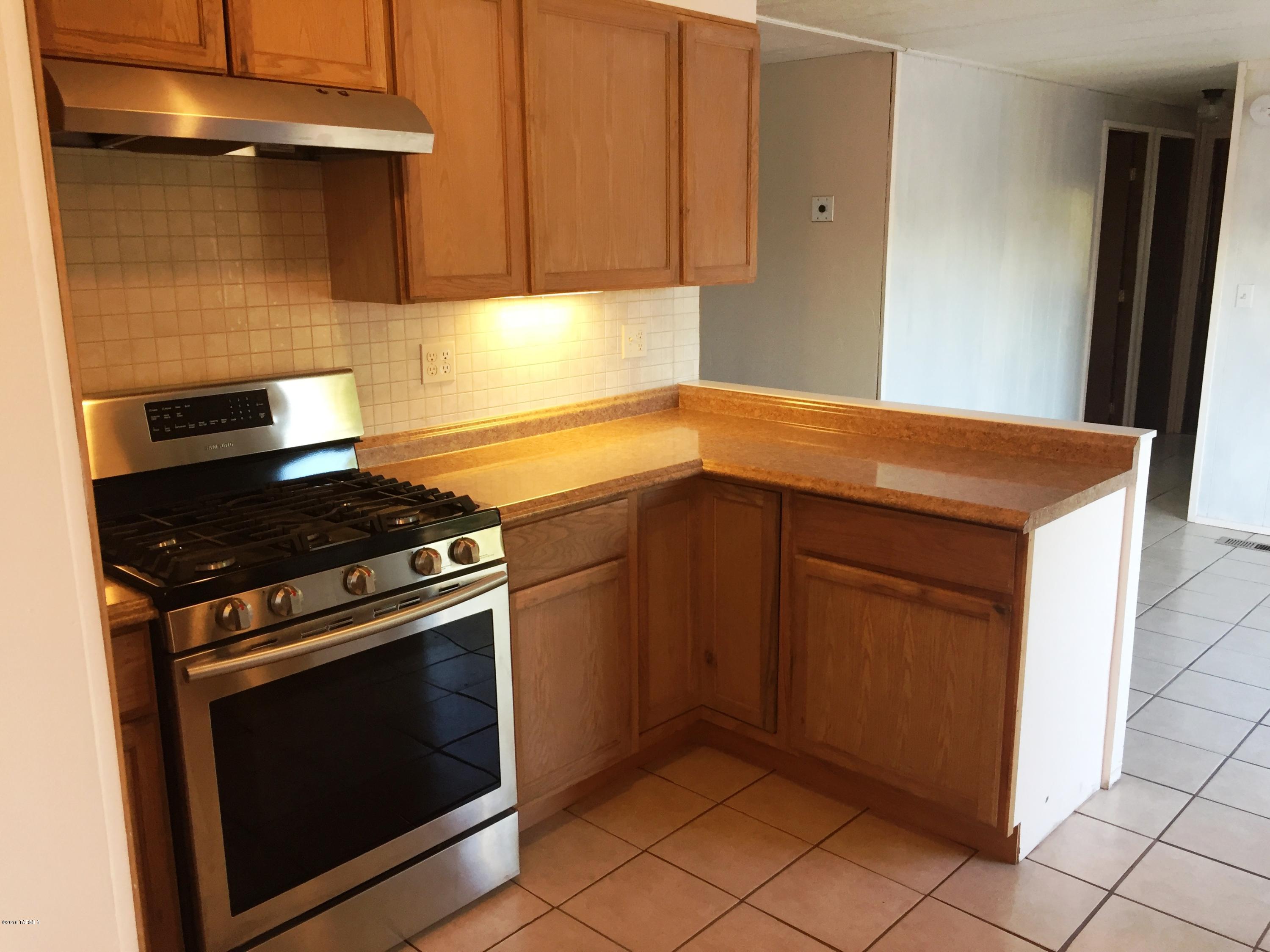 11491 West Ina Road Tucson, AZ 85743 - Photo 7 of 20 Gallery Image 7