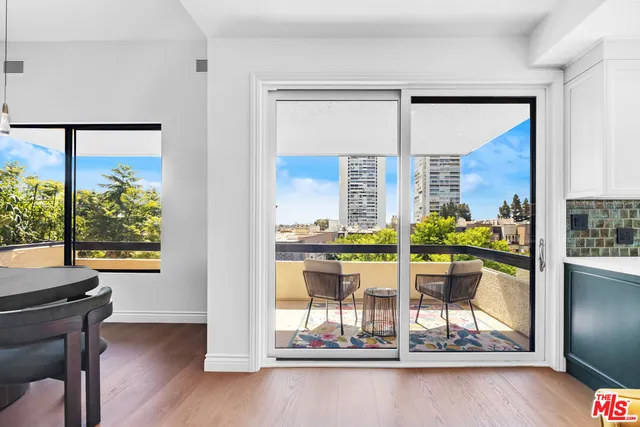 a view of washer and dryer in a utility room