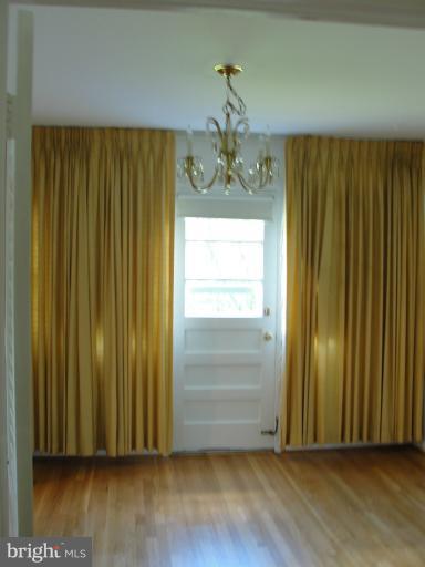 3327 Northmont Road Baltimore, MD 21244 - Photo 11 of 19 Dining Room with exit to rear yard
