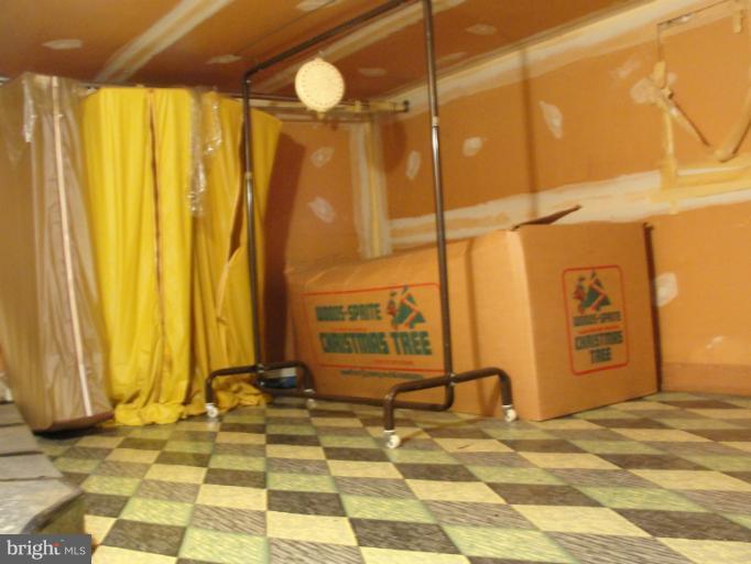3327 Northmont Road Baltimore, MD 21244 - Photo 10 of 19 Attic storage