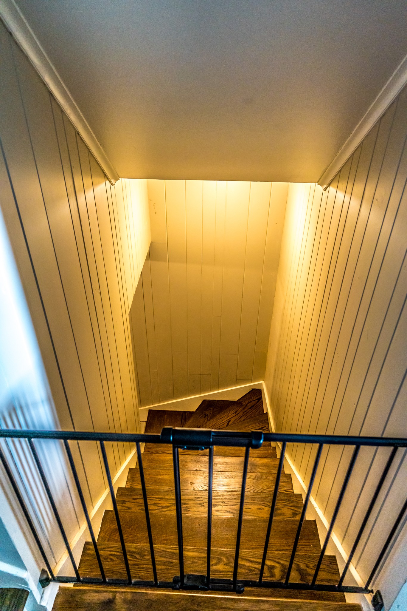7151 New Chapel Road Springfield, TN 37172 - Photo 31 of 45 Stairway to Unfinished Basement