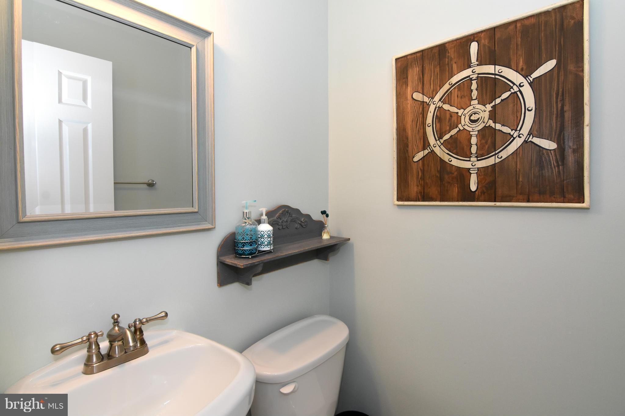 497 Colonial Ridge Lane Arnold, MD 21012 - Photo 13 of 30 Main Level Half Bath