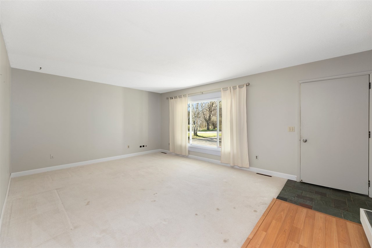 1093 Smith Road Traverse City, MI 49696 - Photo 10 of 21 1886345-9.JPG