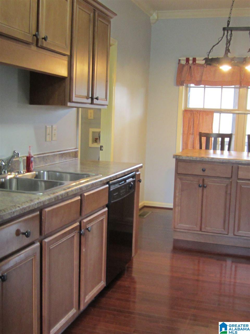 705 Ridgefield Circle Odenville, AL 35120 - Photo 14 of 36