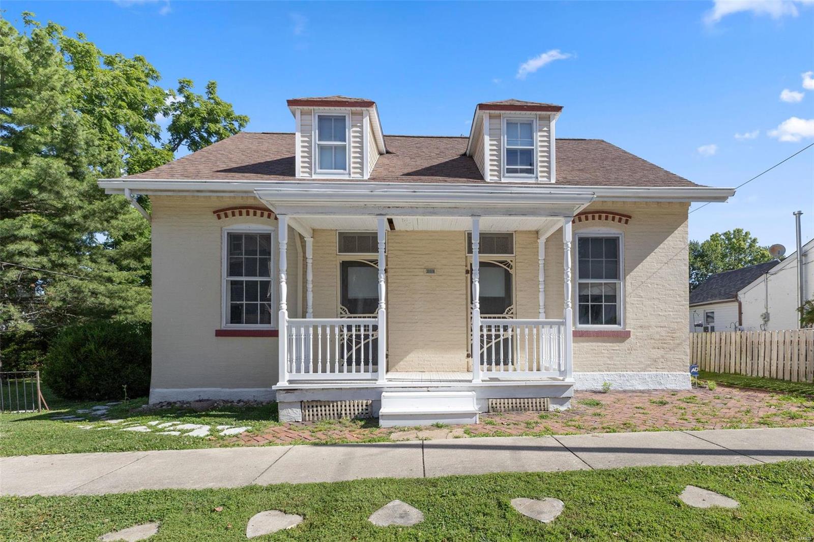 309 West 4th Street Waterloo, IL 62298 - Photo 1 of 49 Gallery Image 1