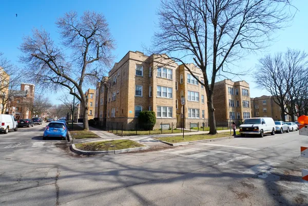$214,999 | 4457 North Central Park Avenue, Unit 3, Chicago, IL 60625