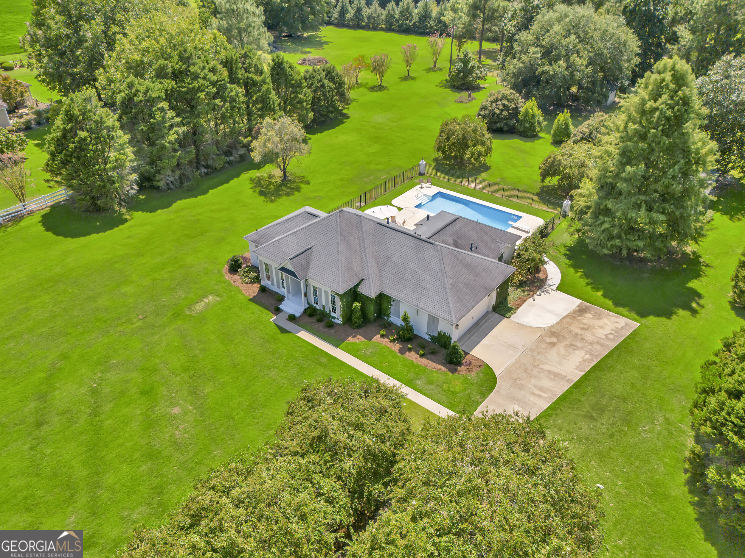 324 Palmyra Road Leesburg, GA 31763 - Photo 7 of 82