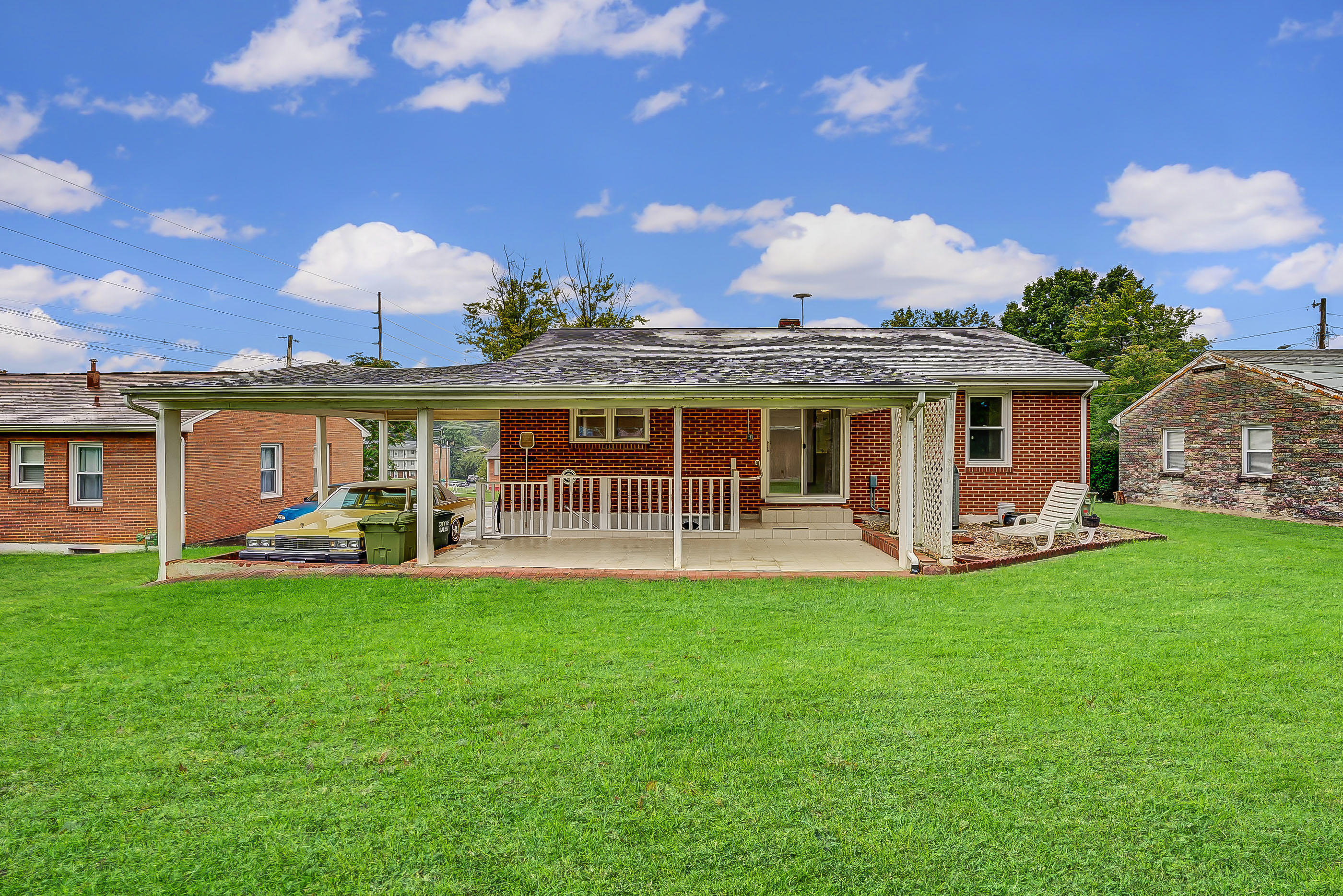 541 Hawthorn Road Salem, VA 24153 - Photo 18 of 18 49