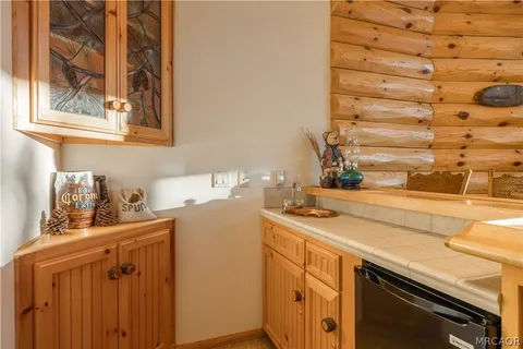 $1,099,000 | 826 Boulder Road, Big Bear Lake, CA 92315