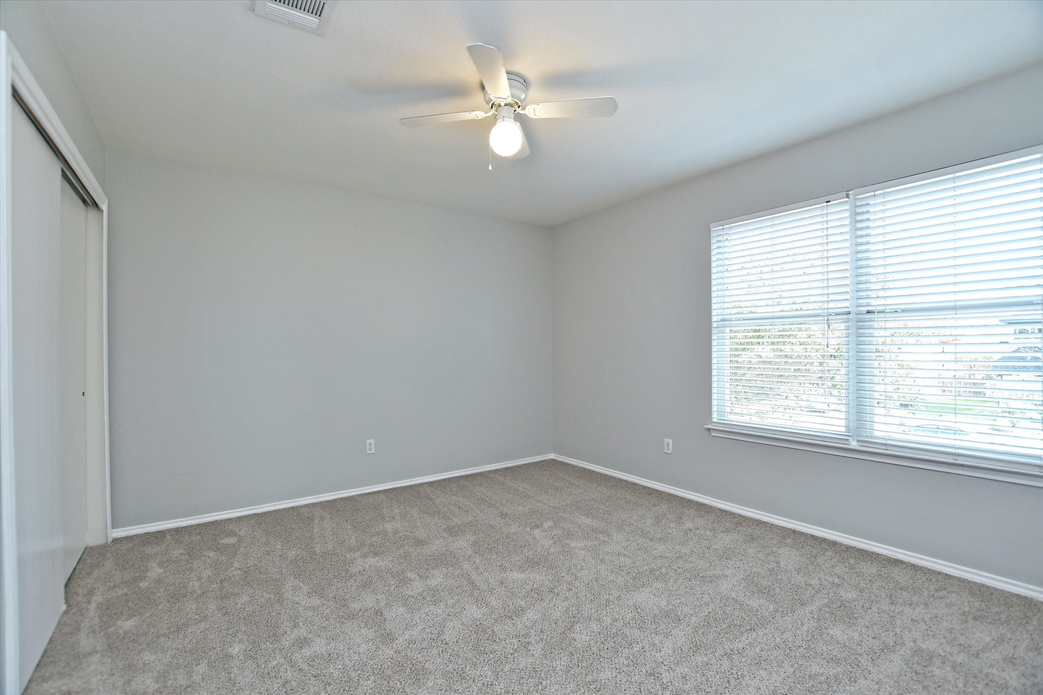 102 Blanco Woods Boulevard Elgin, TX 78621 - Photo 18 of 31 2nd bedroom