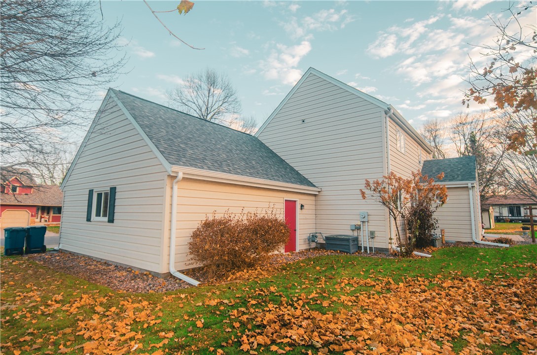 320 Badger Road Rice Lake, WI 54868 - Photo 4 of 55