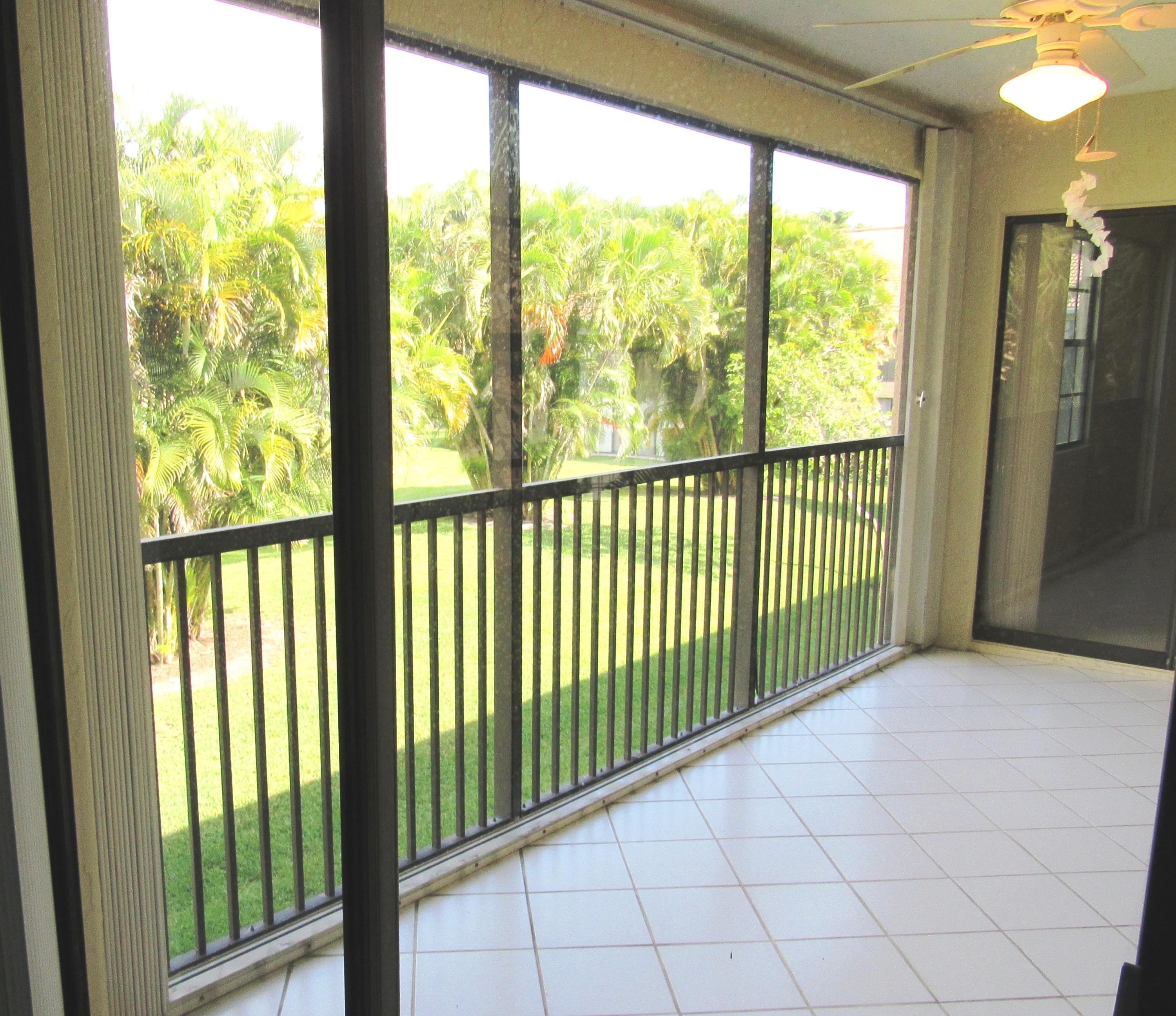 6752 Montego Bay Boulevard, Unit B Boca Raton, FL 33433 - Photo 6 of 36 Sun Room