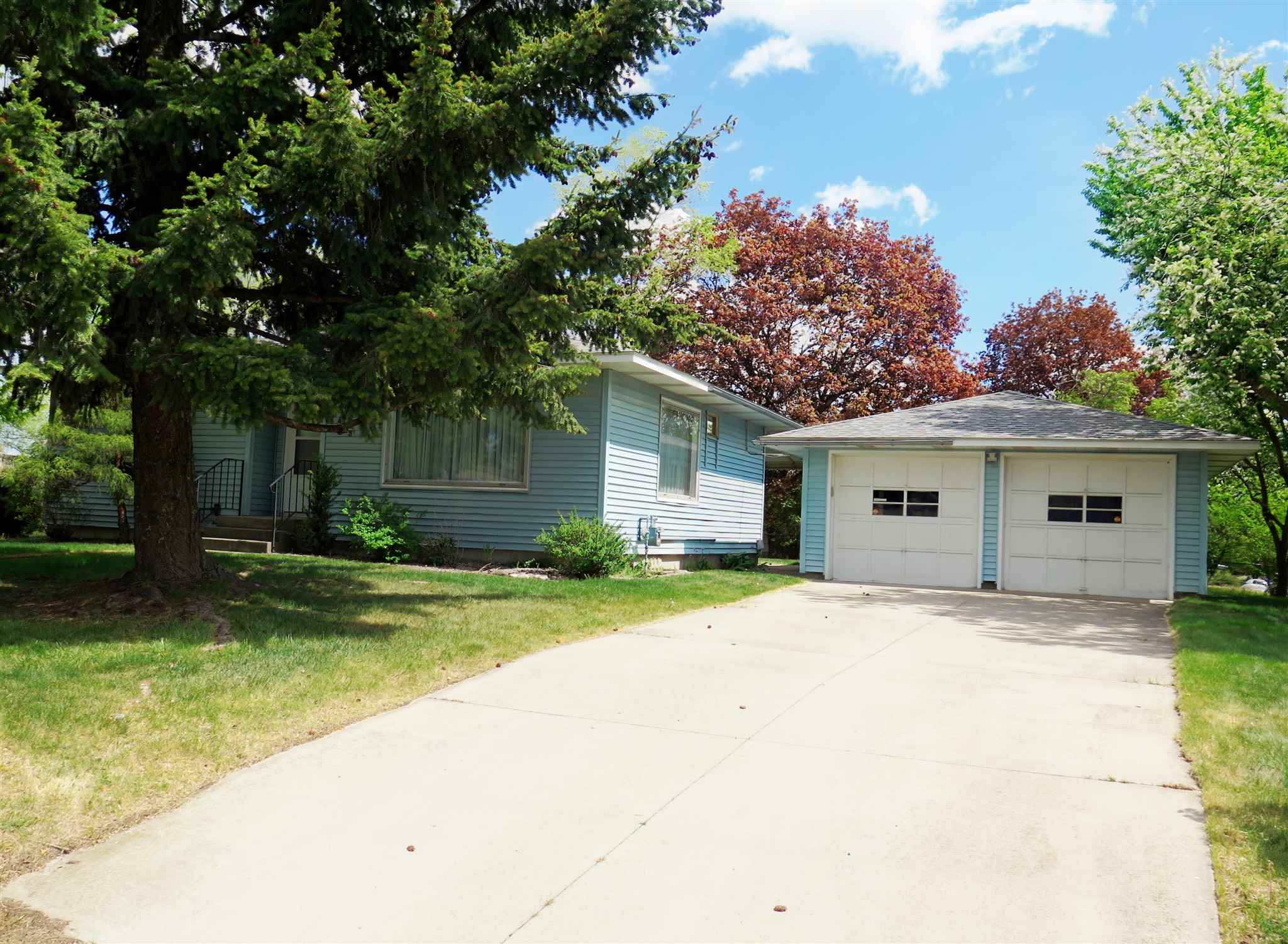 1408 North Elton Road Spokane Valley, WA 99212 - Photo 2 of 19