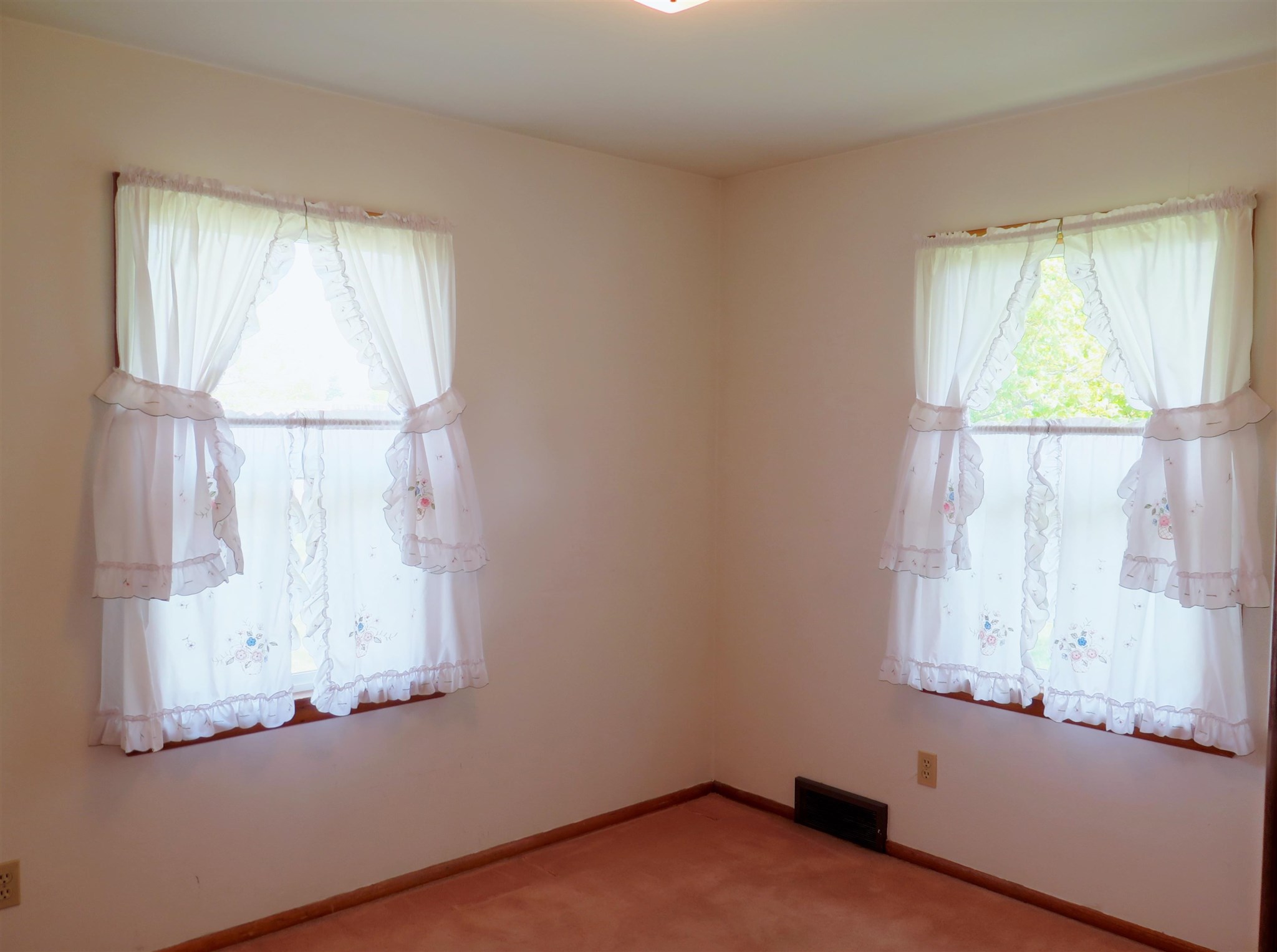 1408 North Elton Road Spokane Valley, WA 99212 - Photo 10 of 19