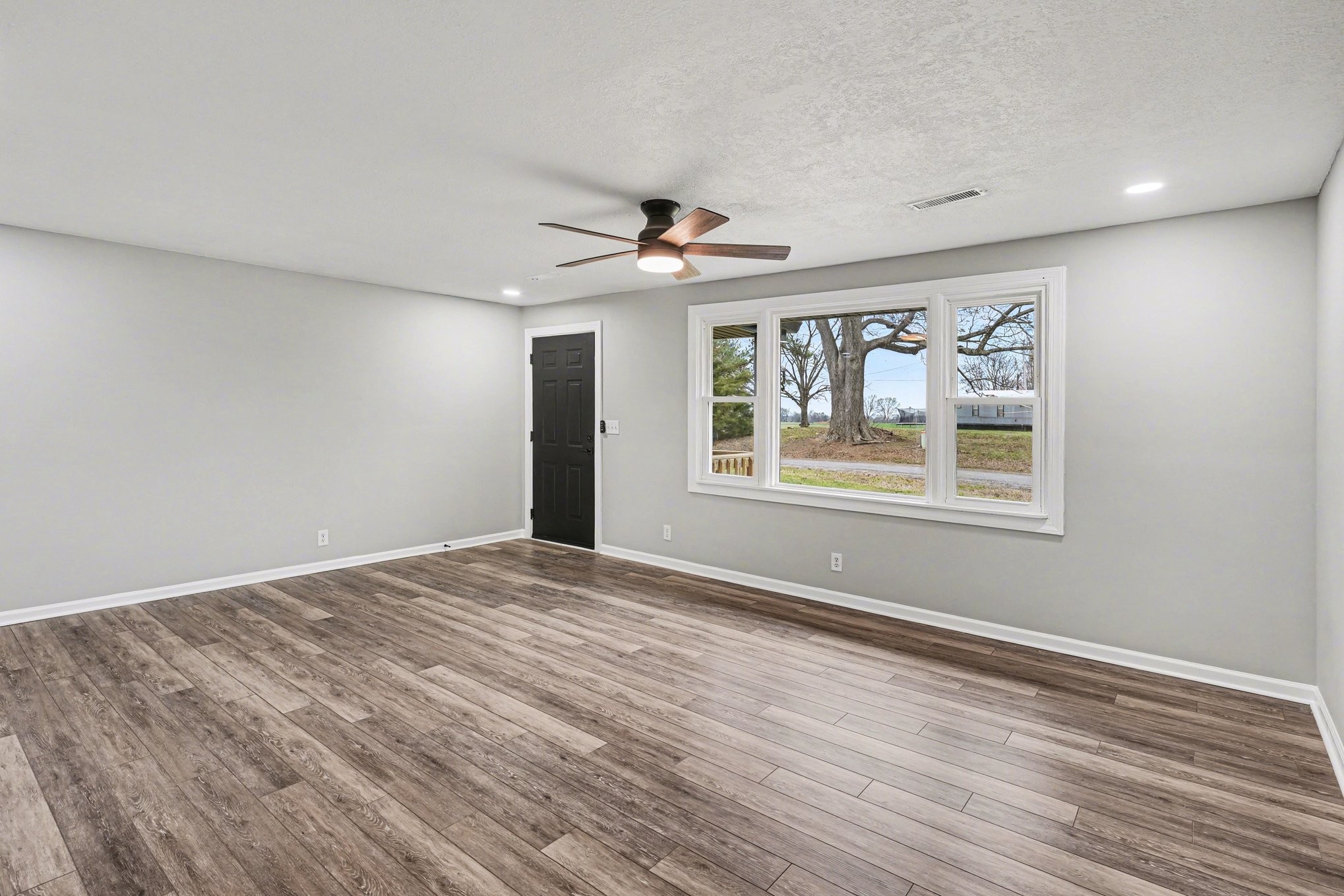 5963 Wayman Dunn Road Springfield, TN 37172 - Photo 10 of 35