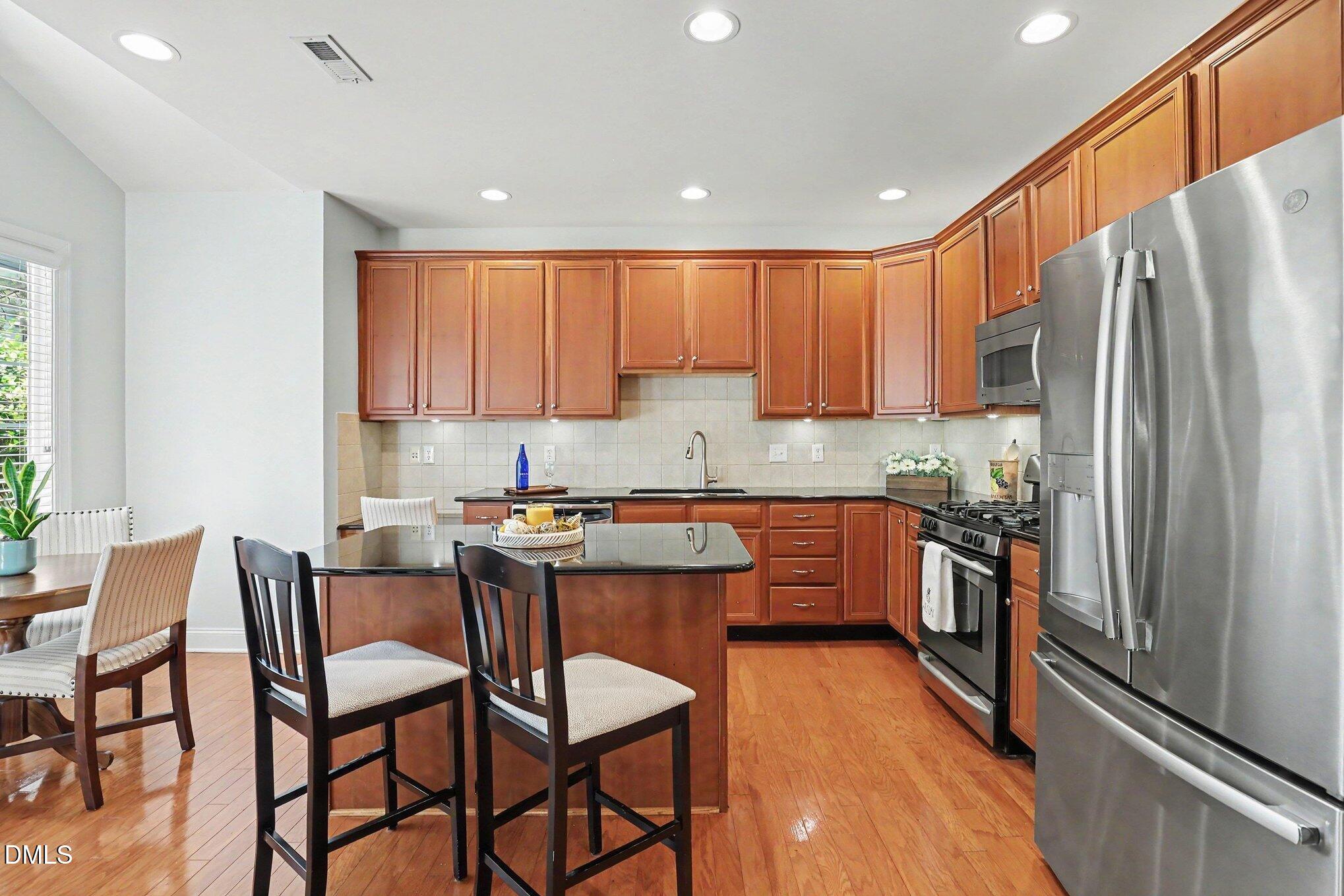11215 Presidio Drive Raleigh, NC 27617 - Photo 15 of 30 015_file_1024