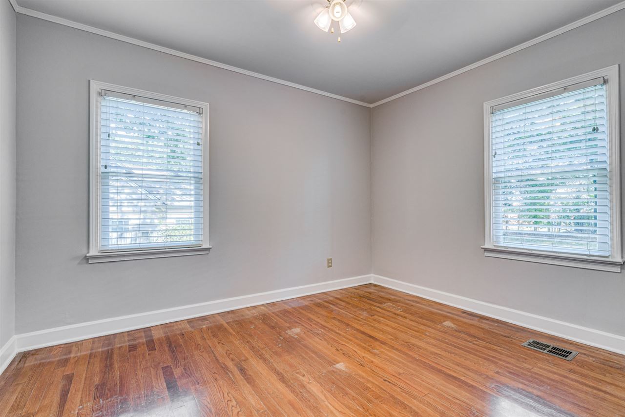 2492 Arthur Road Germantown, TN 38138 - Photo 14 of 23 Gallery Image 14